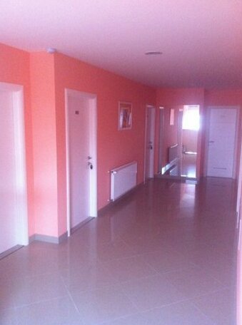 Guest House Lugarnica - Photo3
