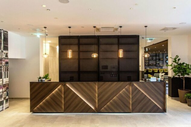 Hilton Garden Inn Zagreb - Photo2