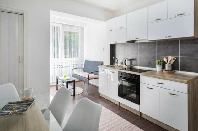 Modern 2BDR Apartment in Old Town- BEST LOCATION - Photo5