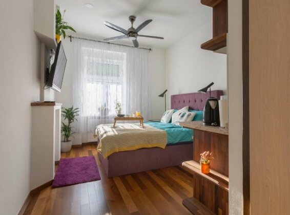 Palace Apartments by ZGrent - Photo2