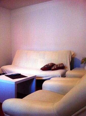 Servus-Rooms for rent - Photo4