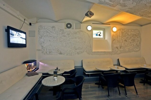 Subspace Hostel - Photo5