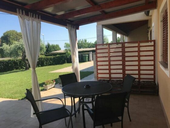 Apartman MIMA Zambratija - Photo4