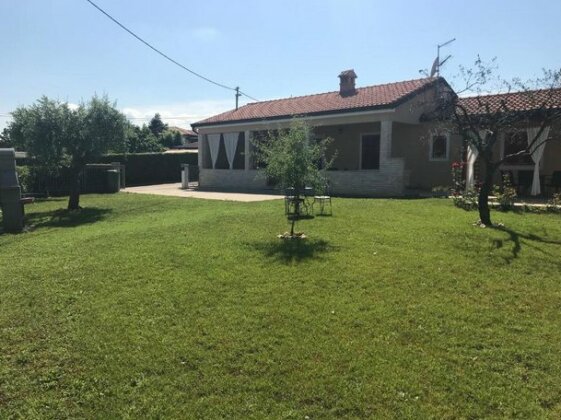 Apartman MIMA Zambratija - Photo5
