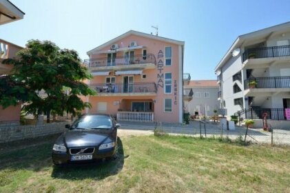 Apartments Zrakic Zaton