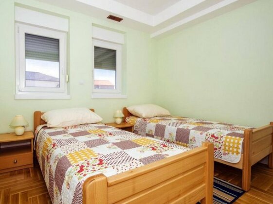 Holiday Home Karlo - Photo4