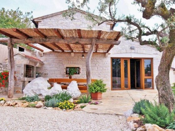 Istrian Holiday Home Zabrezani 66 - Photo2