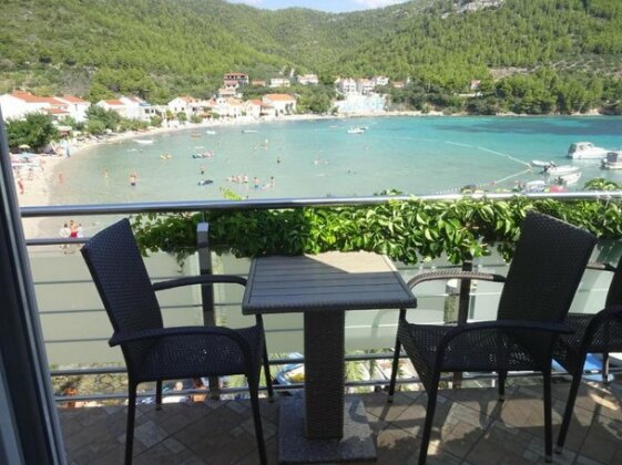 Next to sea Zuljana - Photo2