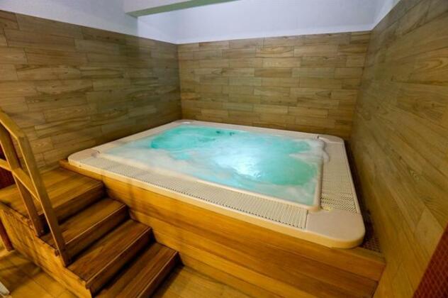 Duna Wellness Hotel - Photo2