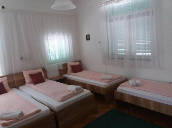 Turulpanzio&Gombeach - Photo3