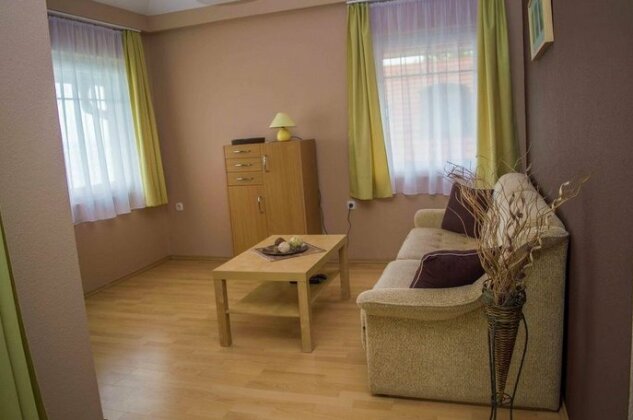 Apartmanhaz Horvath - Photo4