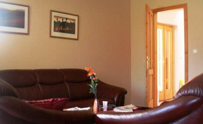 Balaton Guesthouse - Photo2