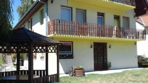 Apartmanhaz Balatonfenyves