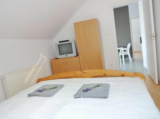 Albizia Apartments - Photo2