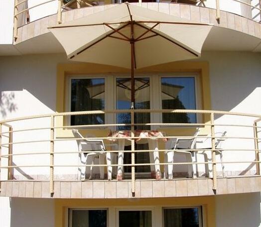 Csernai Villa - Photo4