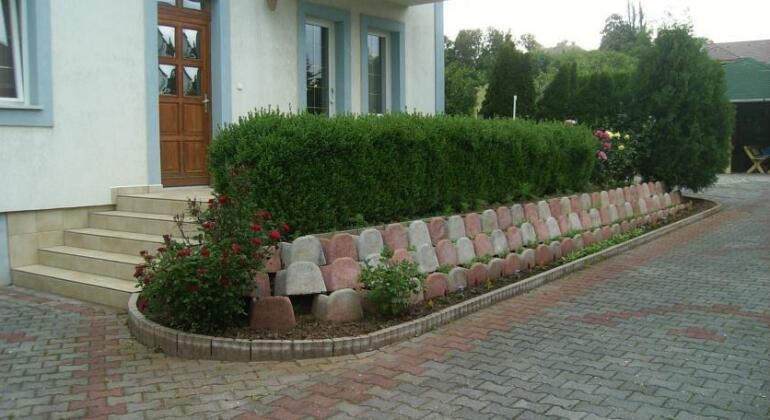 Hollik Apartmanhaz - Photo5