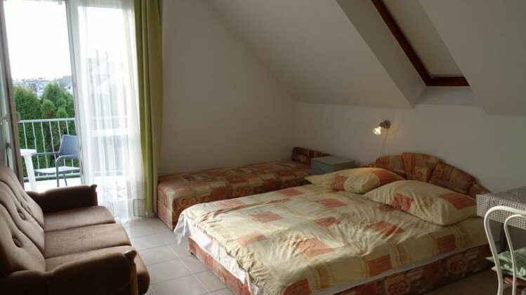 Klassz Apartmanhaz - Photo2