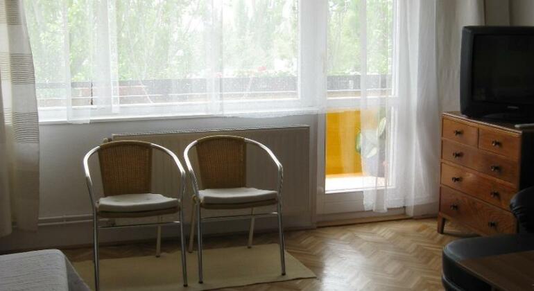 Liliom Apartments Balatonfured - Photo2