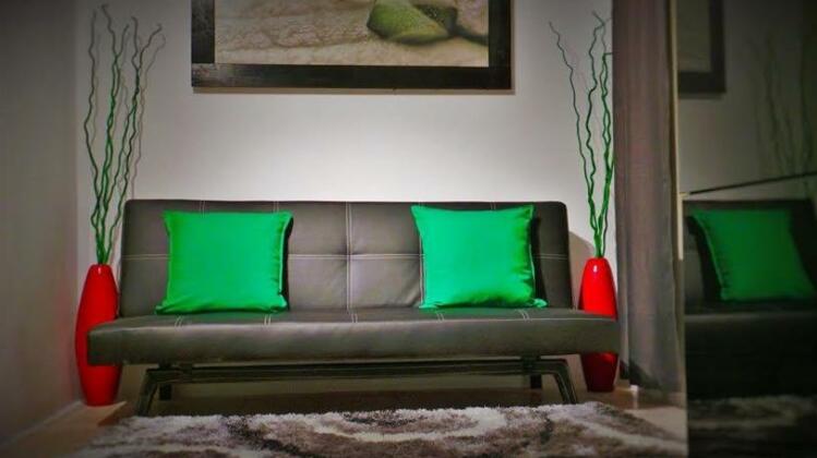 Modern Lux Condo - Photo4