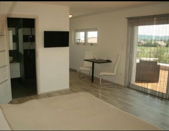 Panorama Penthouse Balatonfured - Photo3