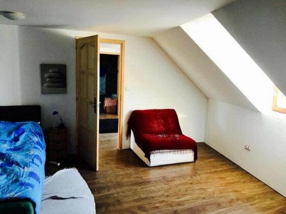 Smithy Rustic House - Photo5