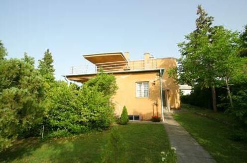 Sule Apartments & Rooms