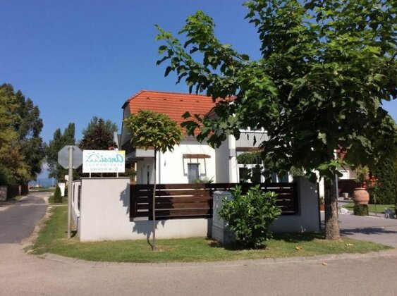 Ancsi Apartmanhaz - Photo3