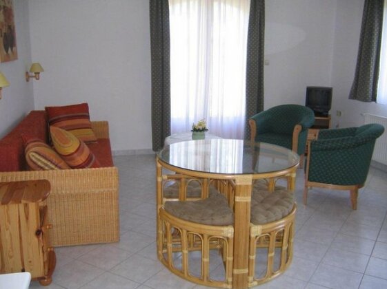 Gabi Apartmanhaz - Photo4