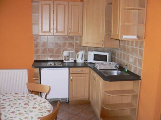 Lomb Apartman - Photo5