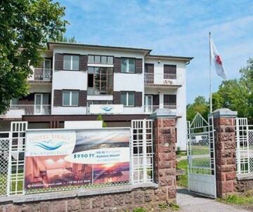 Siraly Hotel