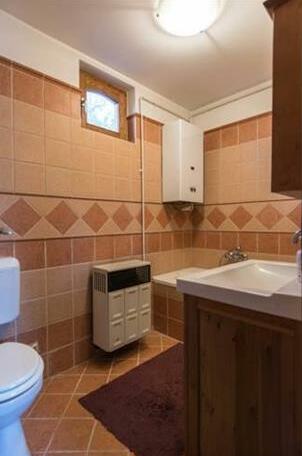 Five Flower Cottage - Photo3