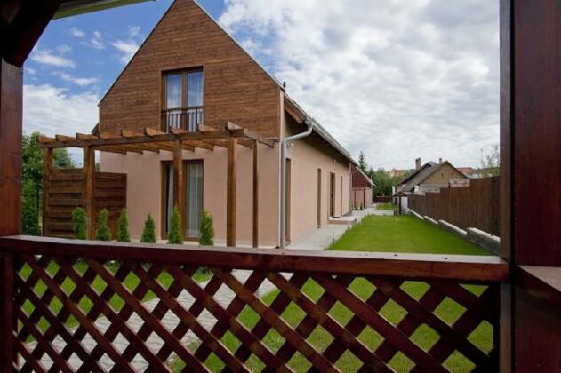 To apartmanhazak - Photo2