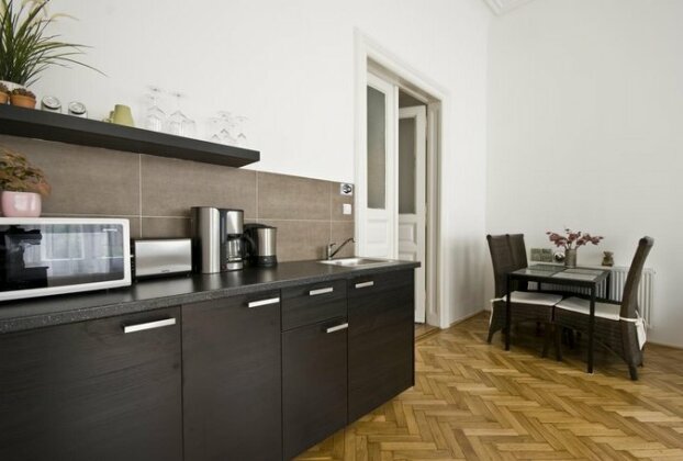 A&A Studio Apartments - Photo2