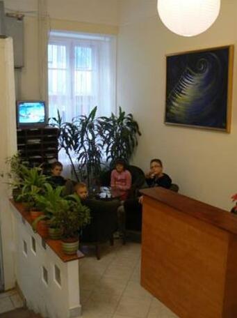 Arbi Apartman Hotel - Photo4