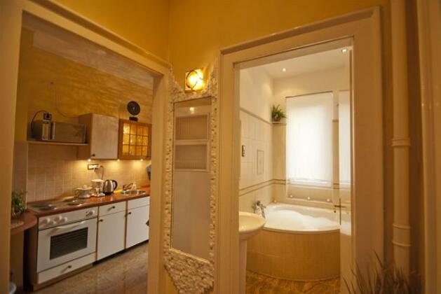 Balcony Apartment Budapest - Photo3