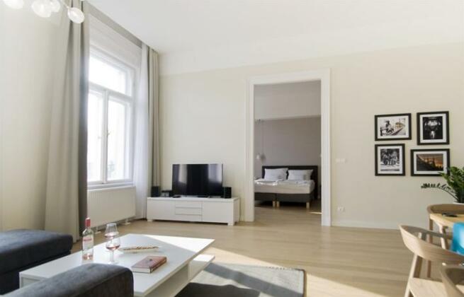 Bell Apartments Budapest - Photo3