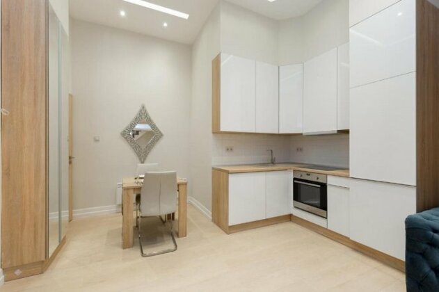 BPM-Squares and Dots Apartment - Photo3