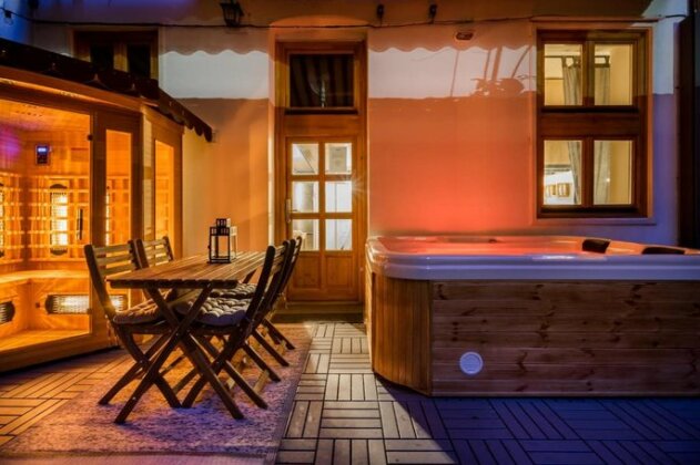 BpR Extravagant & Unique Home with garden&sauna - Photo3