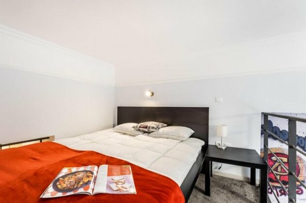 BpR Stupendous Design Home - Photo5