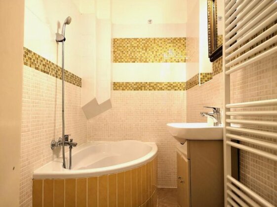 Budapest Diamond Flat - Photo3