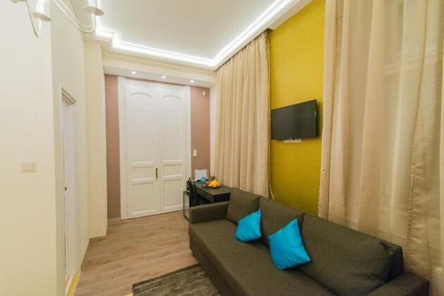 Budapest Heart Suites - Photo5