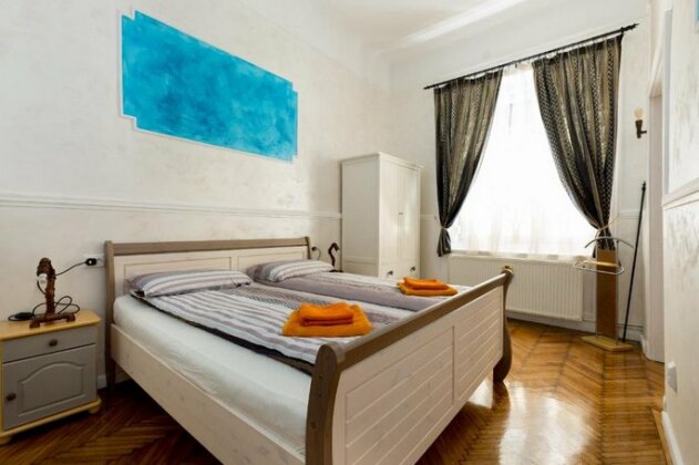 Budapestapartment9 - Photo2