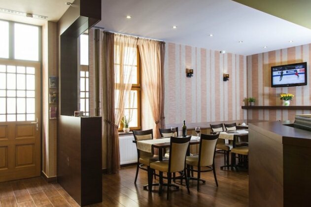 Central Hotel 21 - Photo3