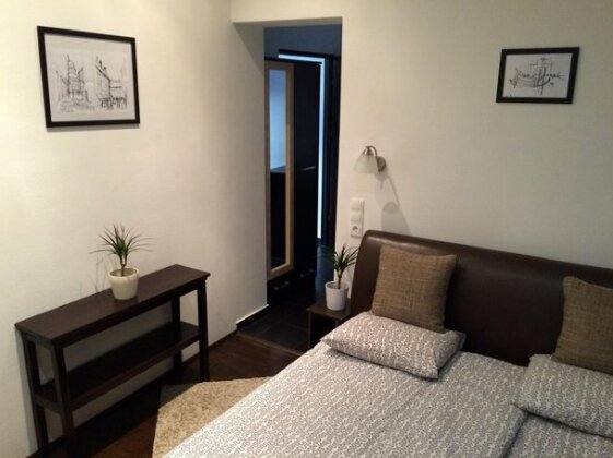 Central King Apartment - Photo4