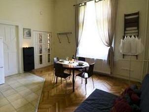 Central Liszt Apartment - Photo2