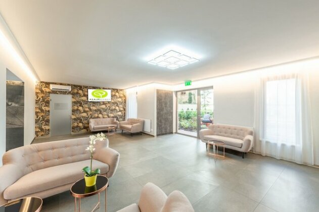 Corvin Plaza Apartments & Suites - Photo3