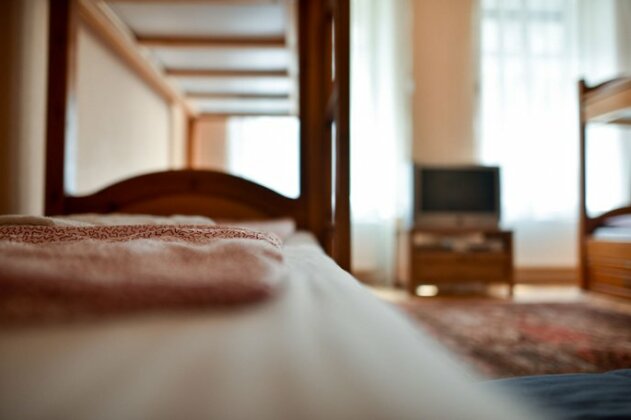 Corvin Point Rooms and Apartments - Photo2