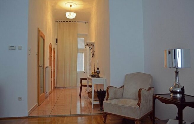 Corvin Residence - Photo3