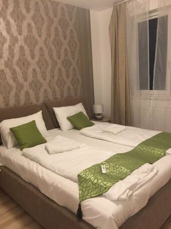 Corvin Rose Apartment Hotel - Photo4