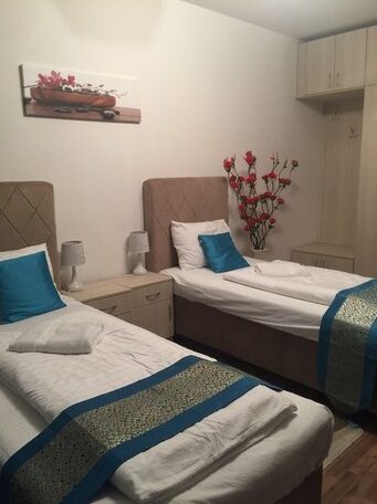 Corvin Rose Apartment Hotel - Photo5